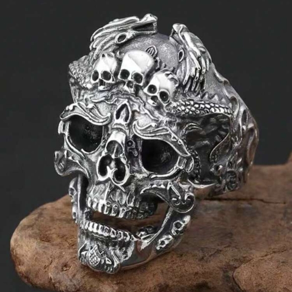 Gothic Punk Men Skull Ring - Picture 4 of 4